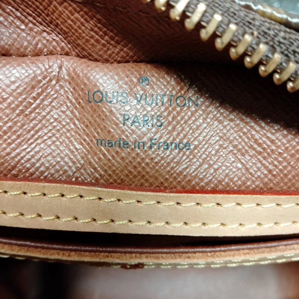 Louis Vuitton Blois Monogram Crossbody Bag /Authentic LV Vintage Shoulder Bag - Picture 15 of 16